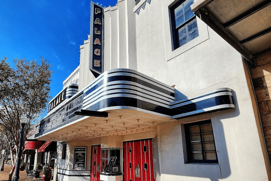 palace theatre, things to do in austin inside, where is laura traveling