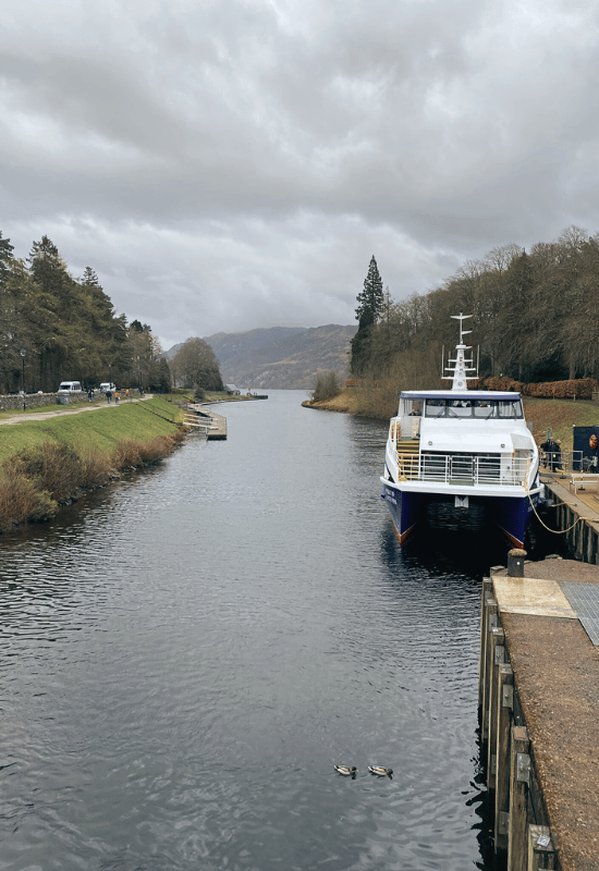 loch ness boat tour